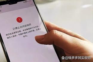 笑不活了？卡拉格穿双红会7喜梗毛衣，内维尔喊话：曼联球员看到没？