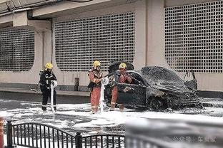 今日趣图：阿尔特塔赛后逆转，枪手险胜西汉姆，继续领跑英超！